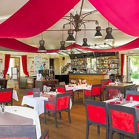 Hotel Domaine De Barres
