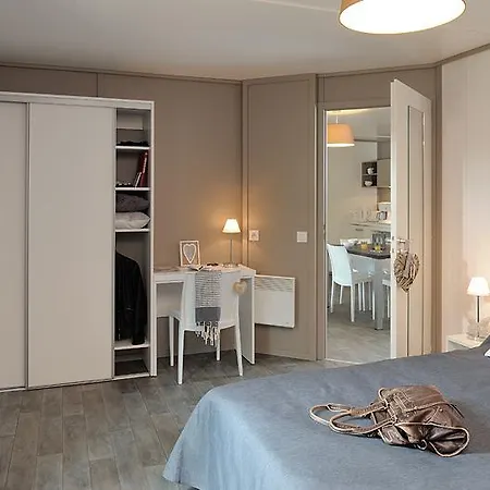 Domaine De Barres 3* Лангонь